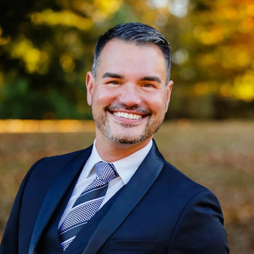 Dr. Helmut Lucero Love